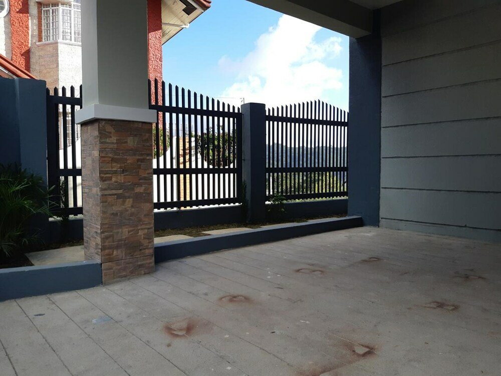 Фото Restful 3br Hillside Duplex