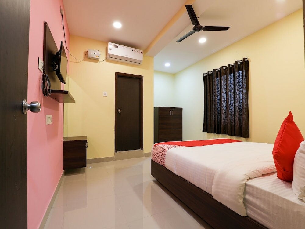 Фото Oyo 13569 Virat Residency