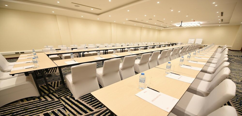 Фото Hilton Garden Inn Kampala