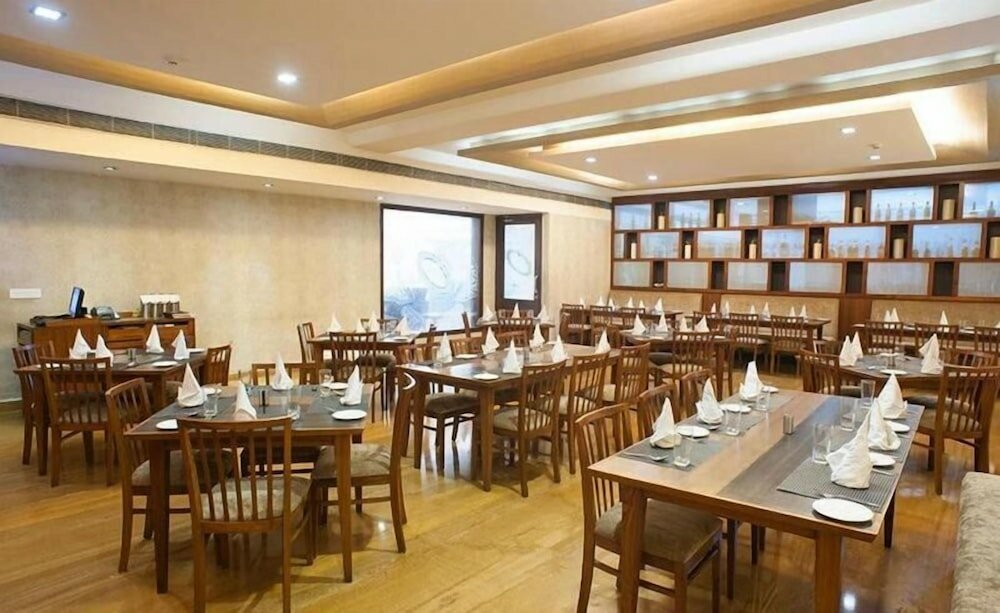 Фото Hotel Hive Panipat