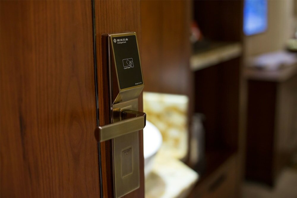 Фото Hangzhou Jinchen Yuqi Hotel