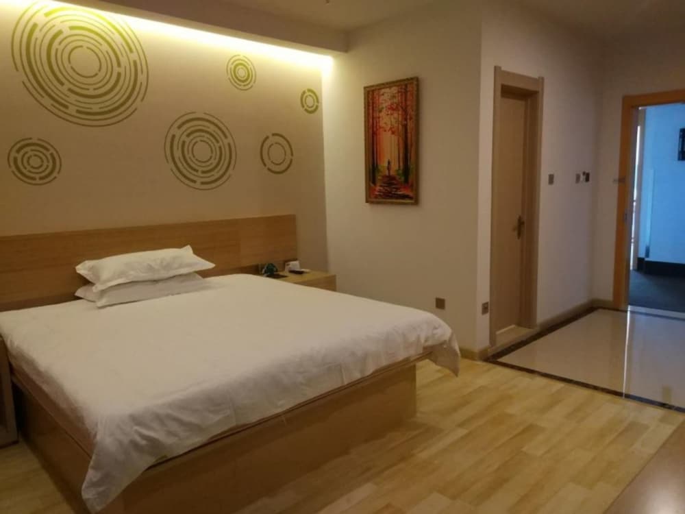Фото GreenTree Inn DaLian JinZhou District Light Industry College Express Hotel