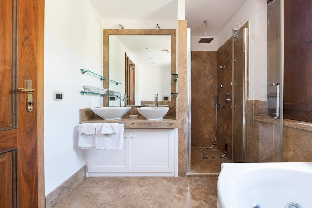 Фото Torre del Saraceno