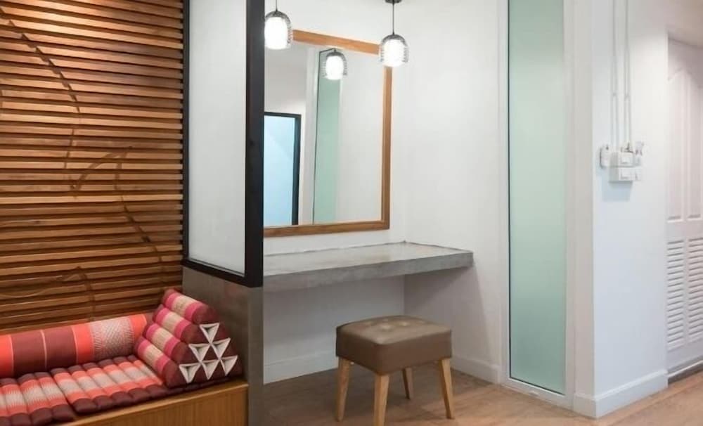 Фото Pillow Pillow House Sukhumvit-Rama4