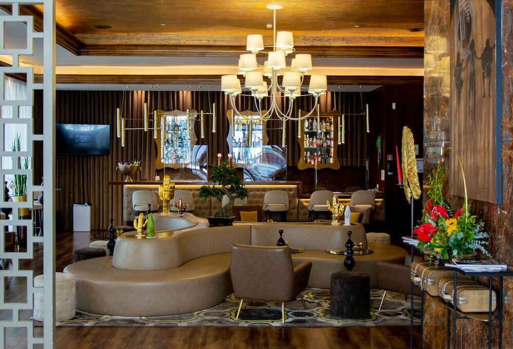 Фото VIP Executive Picoas Hotel