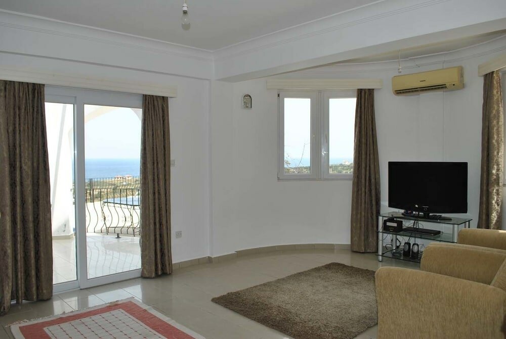 Фото Villa Bueno by Amy Villas