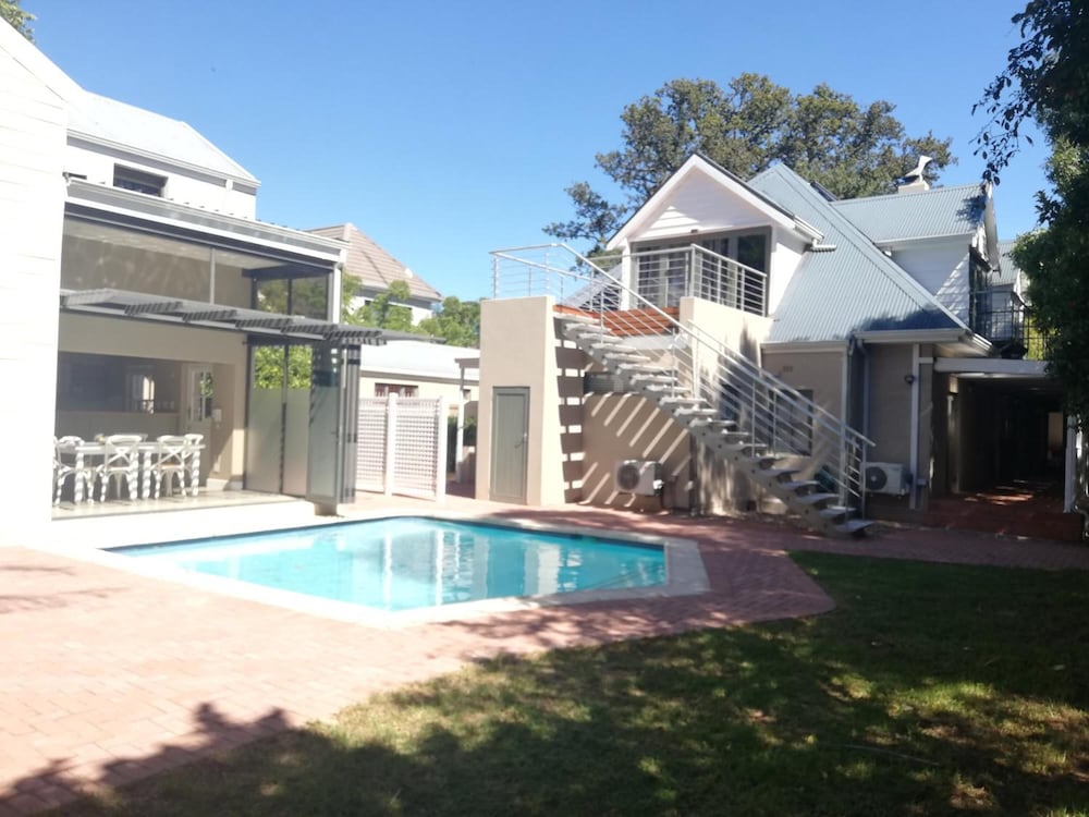 Фото Die Laan 40