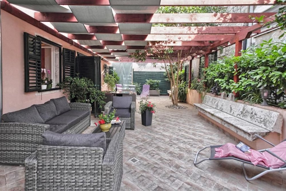 Фото Apartmani Banovac