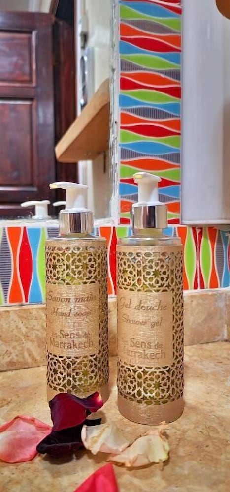 Фото Abelia Riad