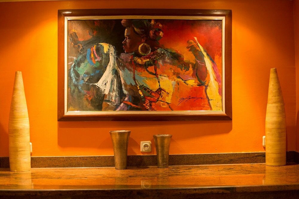 Фото La Cour Hotel Apartments