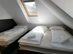 Гостиница Cha Cha Rooms
