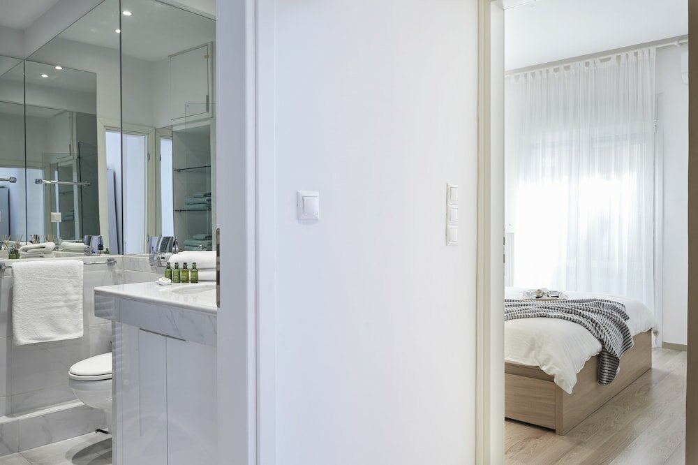 Фото Modern Elegant Apt at Kolonaki