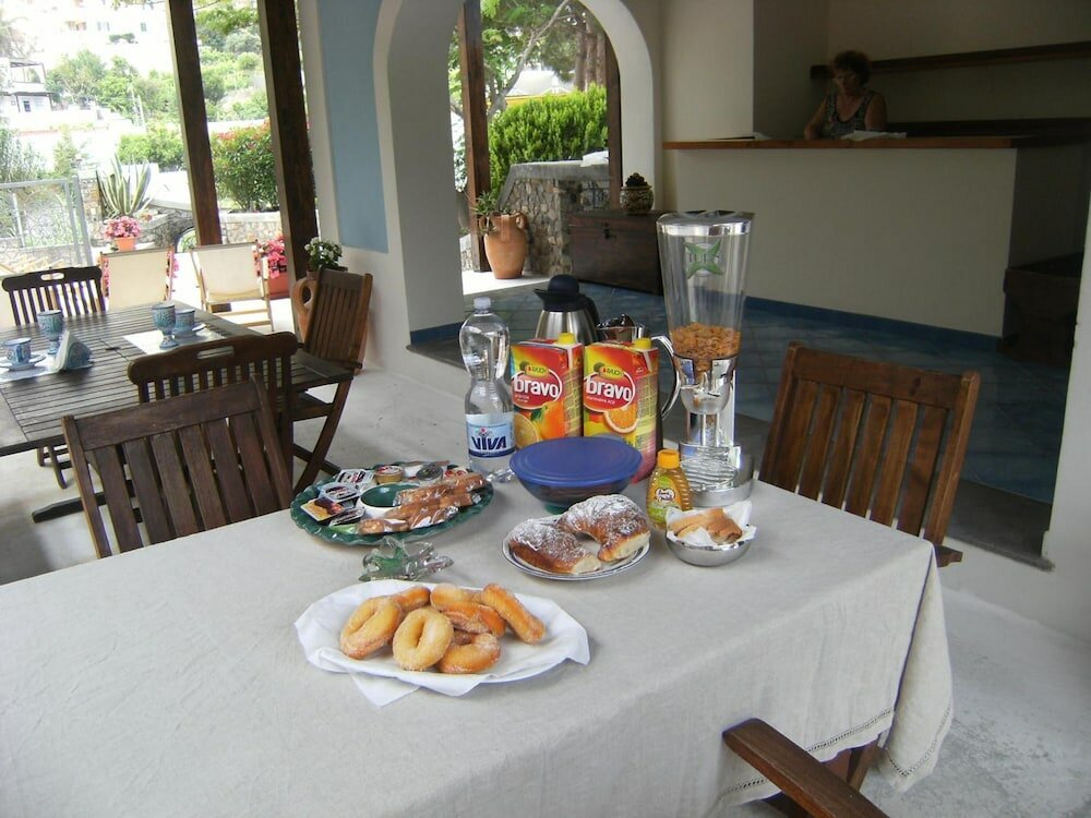 Фото Villa Acacia