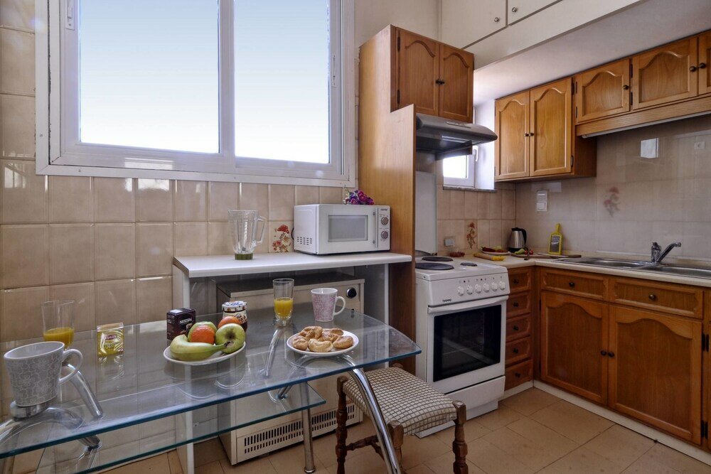 Фото Historic Plaka Apartments