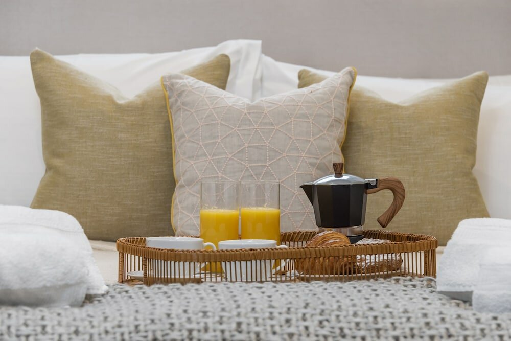 Фото Superior Stays Luxury Apartments - Bath City Centre