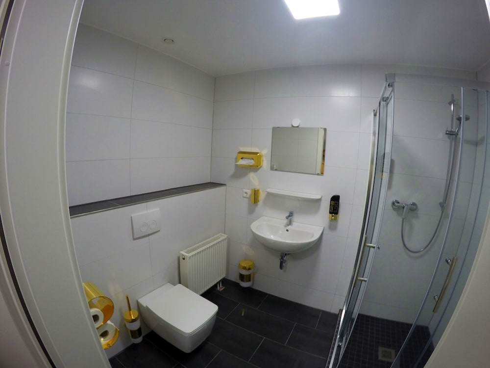 Фото Terminal Hotel One