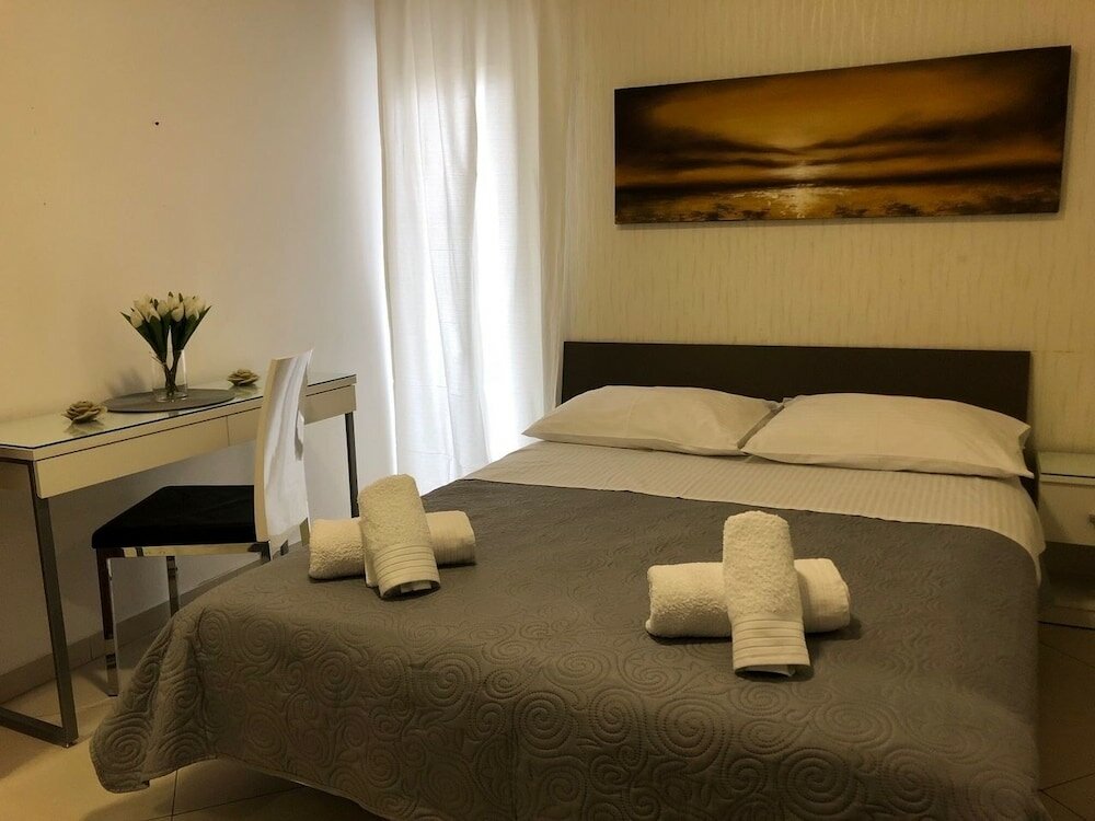 Фото Modern Accommodation