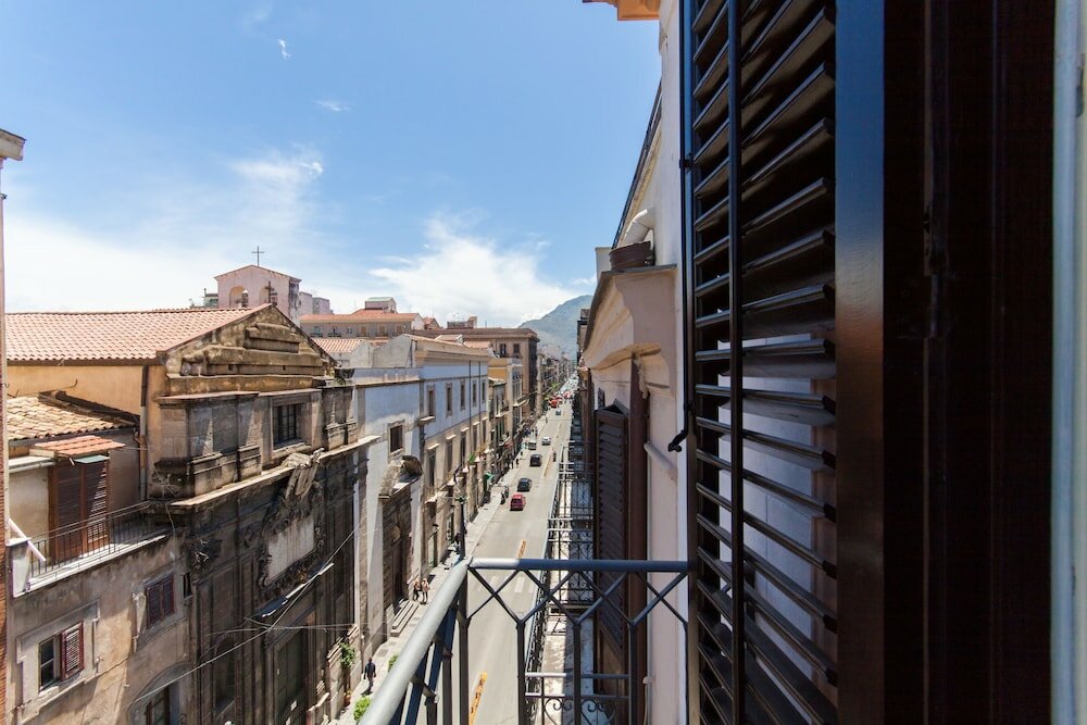 Фото Maqueda Apartments by Wonderful Italy