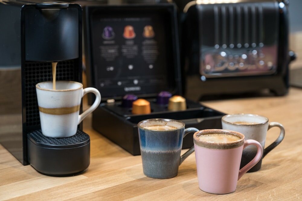 Фото Hiding Space - Trim Street Apartments