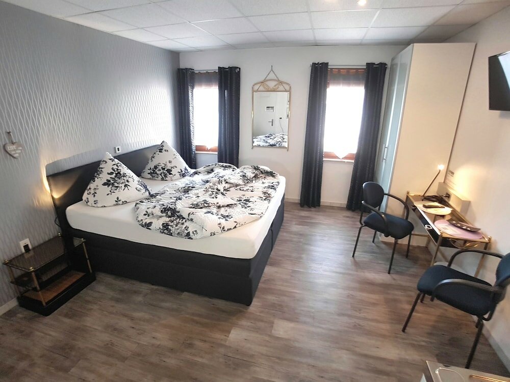 Фото Gästezimmer Burgplatz