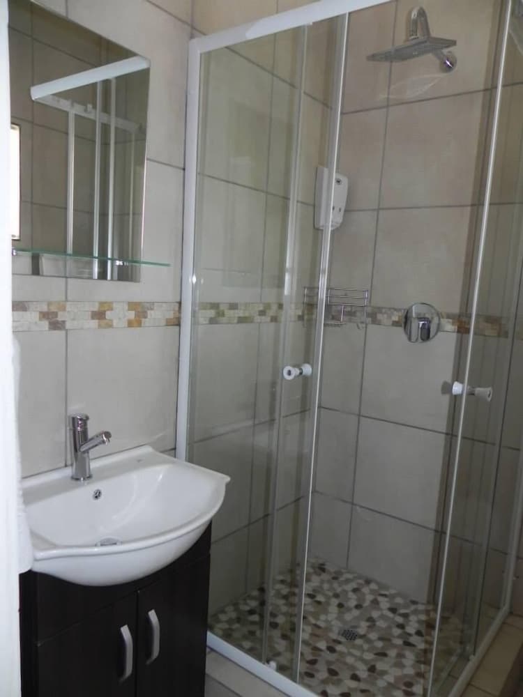 Фото Owee's Place