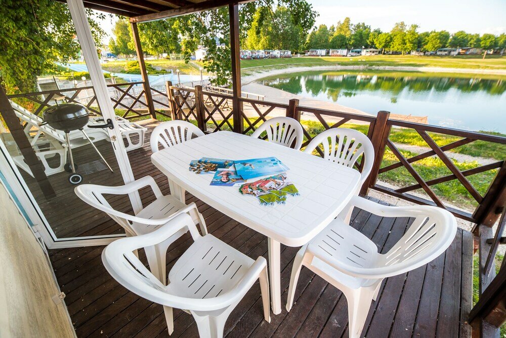 Фото Mobile Homes with Thermal Riviera Tickets in Terme Čatež