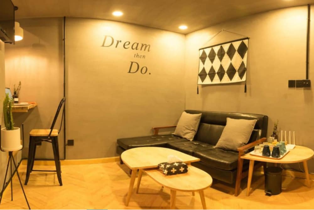 Фото Welcome Home Courtyard-Black Boutique