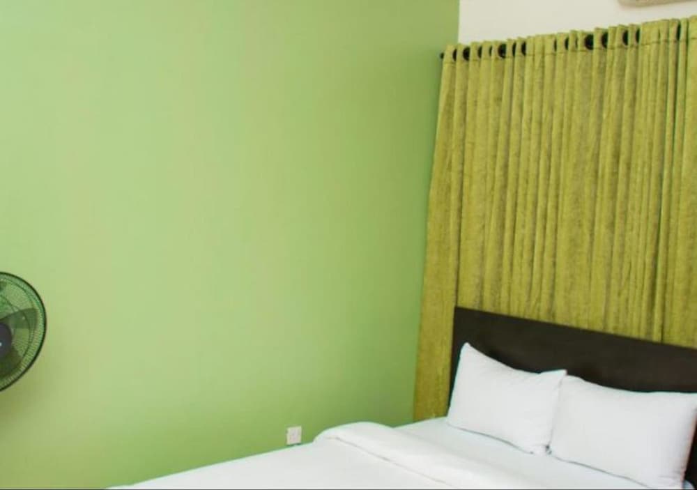 Фото Esporta Hotel Yaba