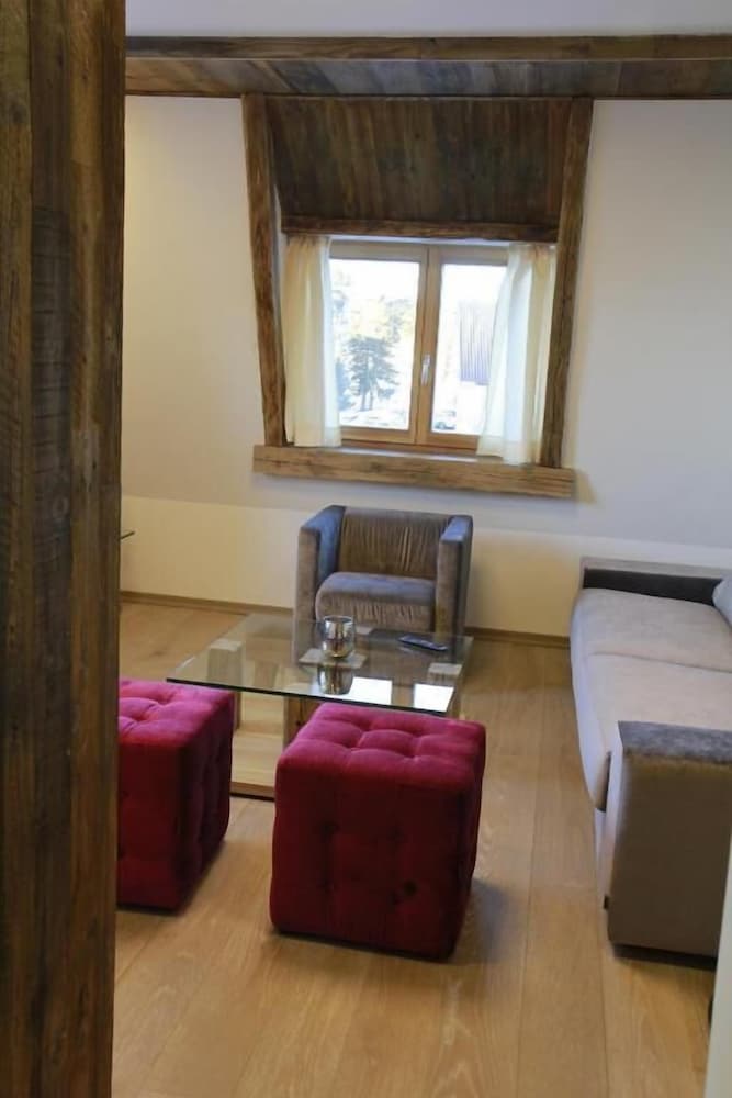 Фото Chalet Petit Palais