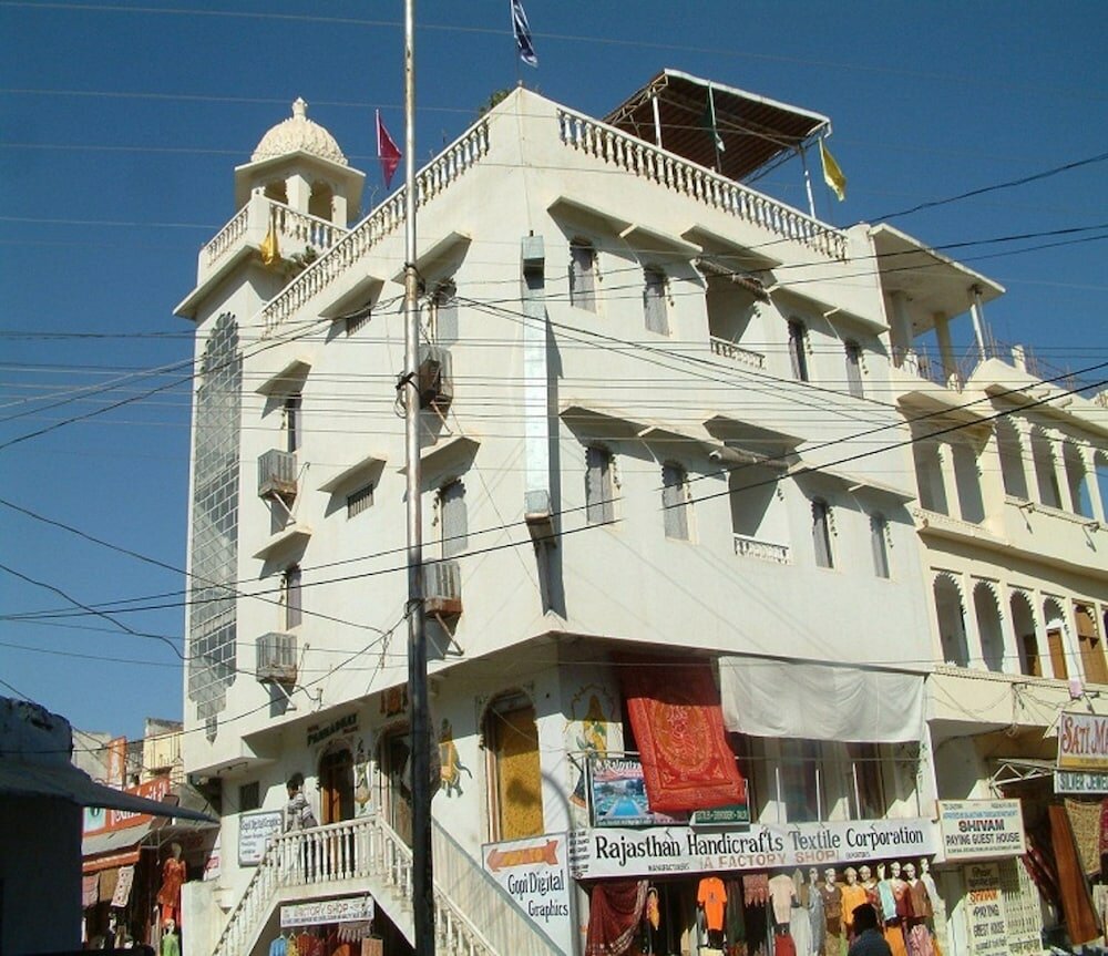 Фото отеля 3