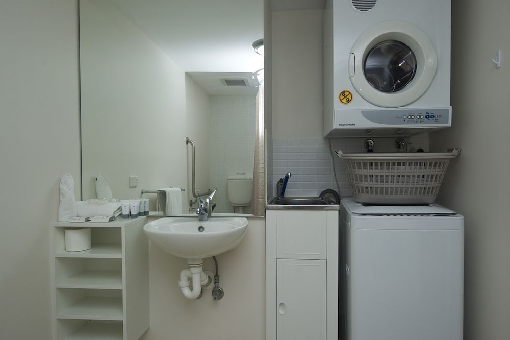 Фото 1 Bright Point Apartment 5101