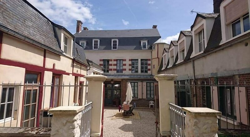 Гостиница La Vieille France