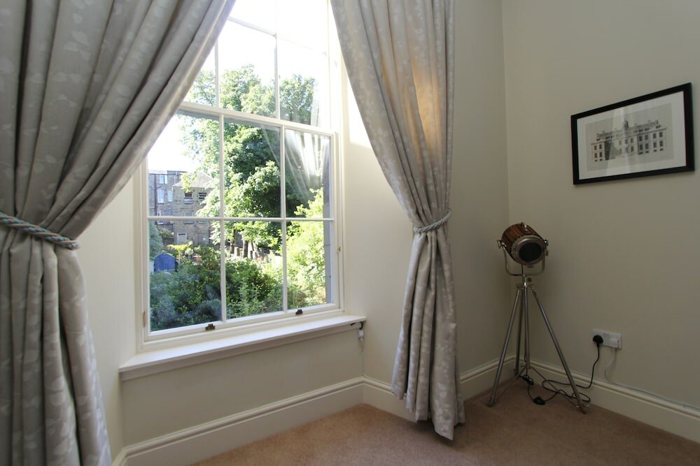 Фото Escape To Edinburgh at Broughton Place