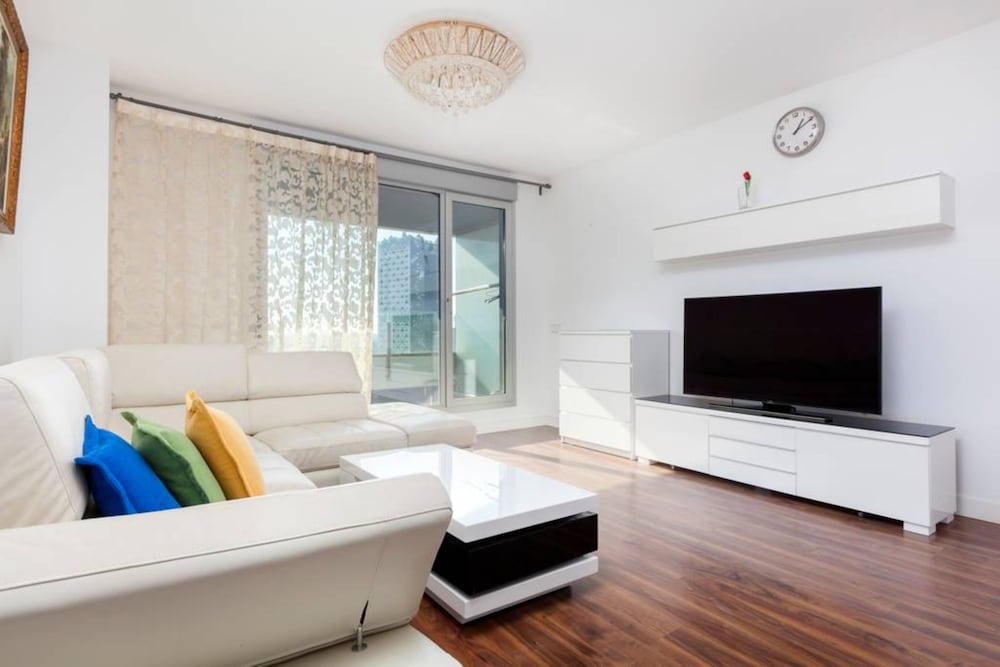 Фото Akira Flats Fira Gran VIA Barcelona