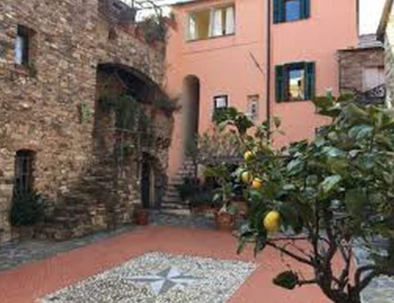 Гостиница Matteotti 11 в Империи