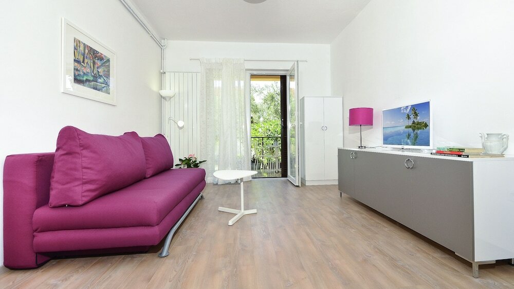 Фото Apartments Denise Podgora