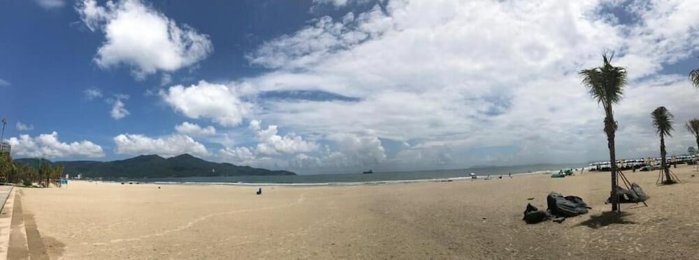 Hotel Chill Box Premier Beach Hotel, Da Nang, photo