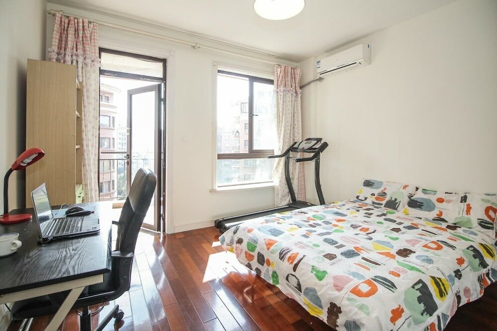 Фото Ellies Apartment Biyun Branch