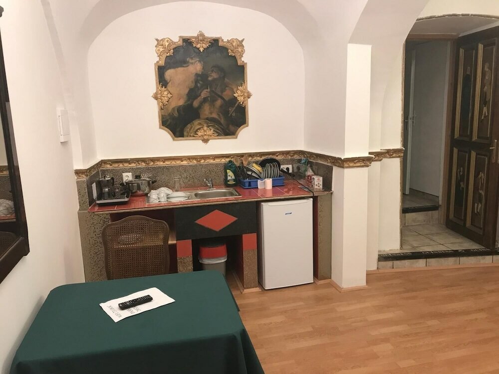 Фото Central Antique Apartments