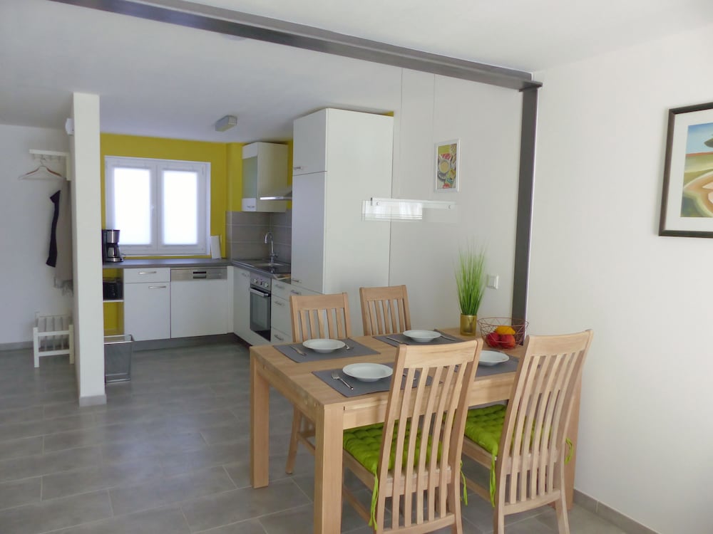 Фото Ferienwohnungen Flora