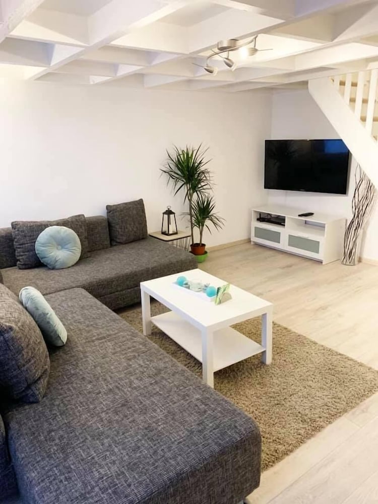 Фото The Hive Rooms