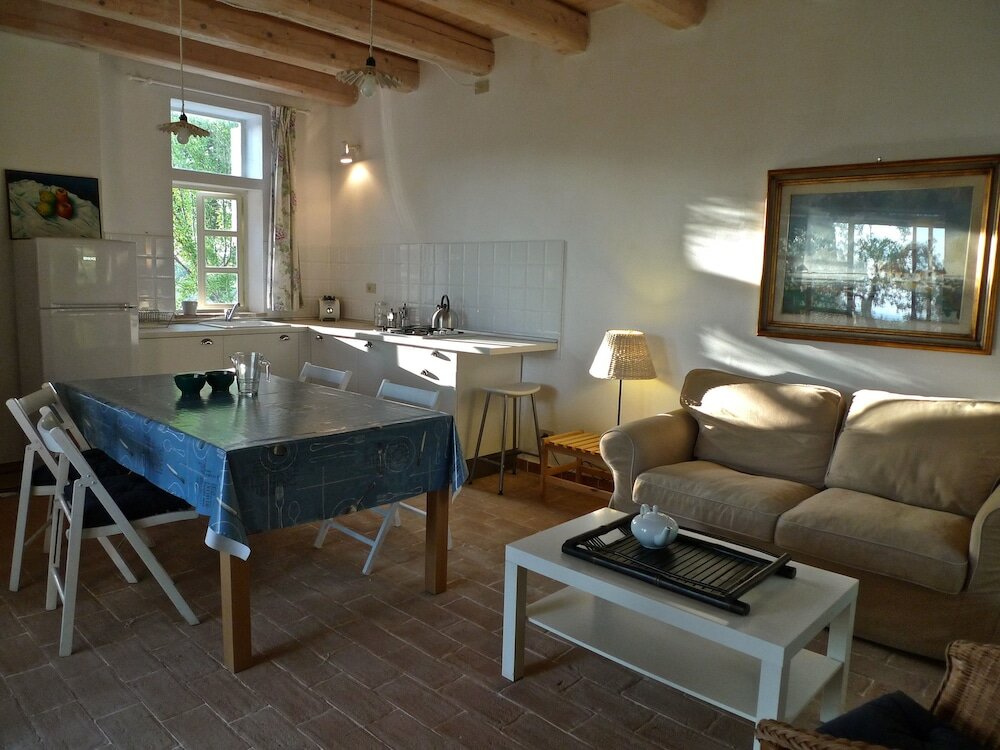 Фото Alle Case Sparse