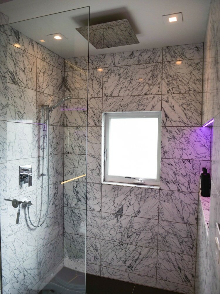 Фото Shadowcrest