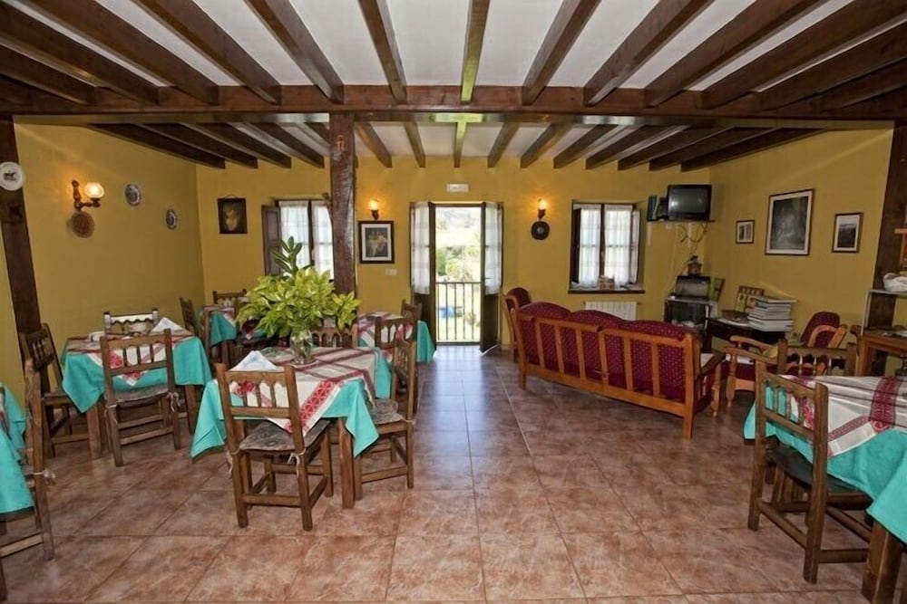 Фото Posada Los Taranos