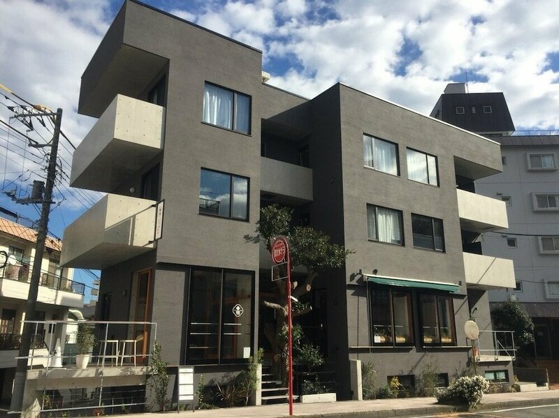 Гостиница Treeside Hotel & Apartment