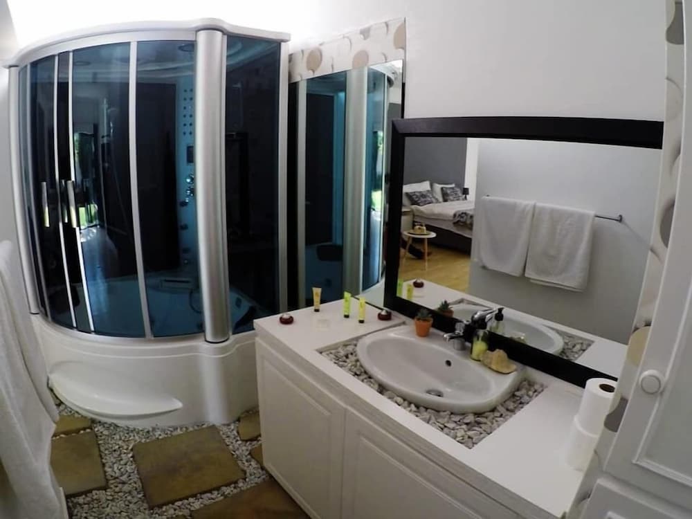 Фото D'ambiance Tours Hotel & SPA