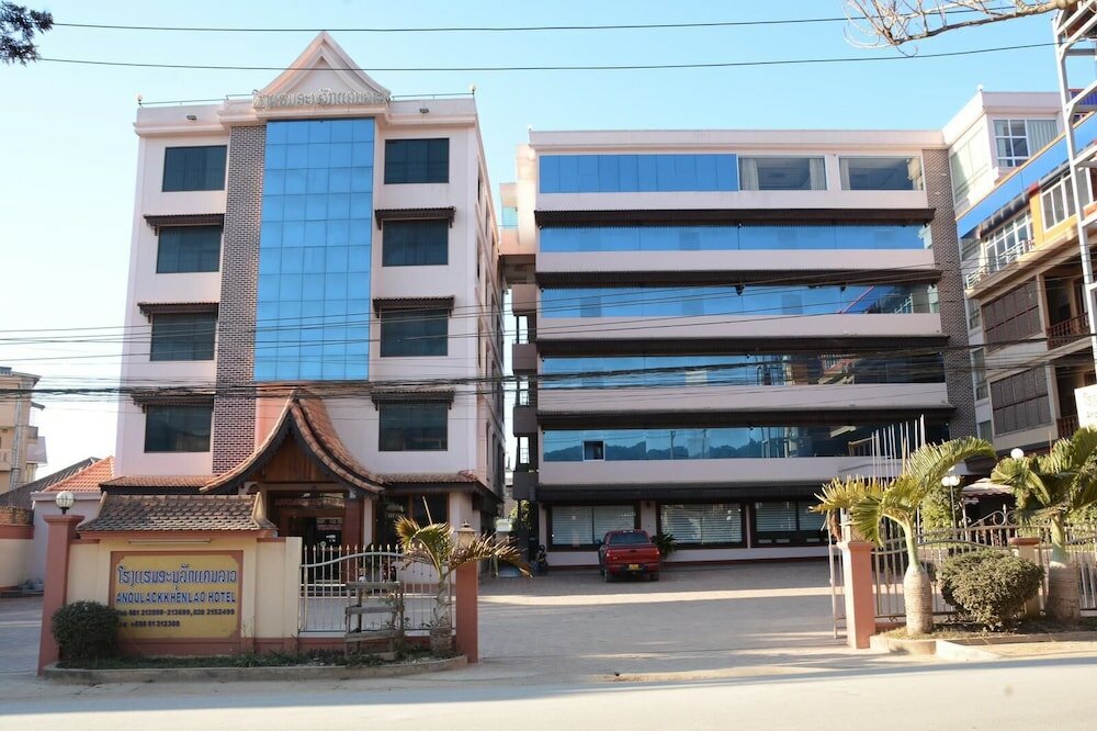 Фото отеля 3