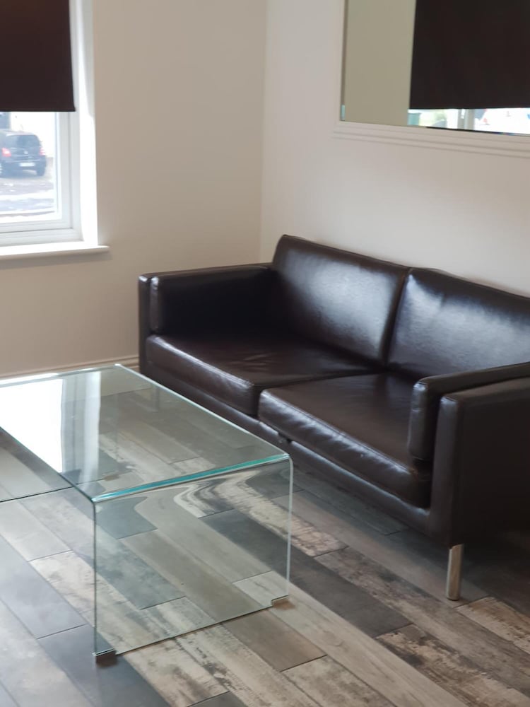 Фото Oxford Modern Guest House