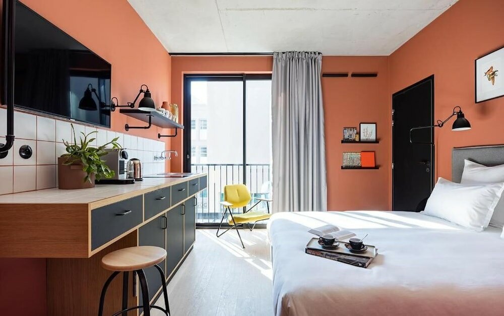 Фото Deskopolitan House