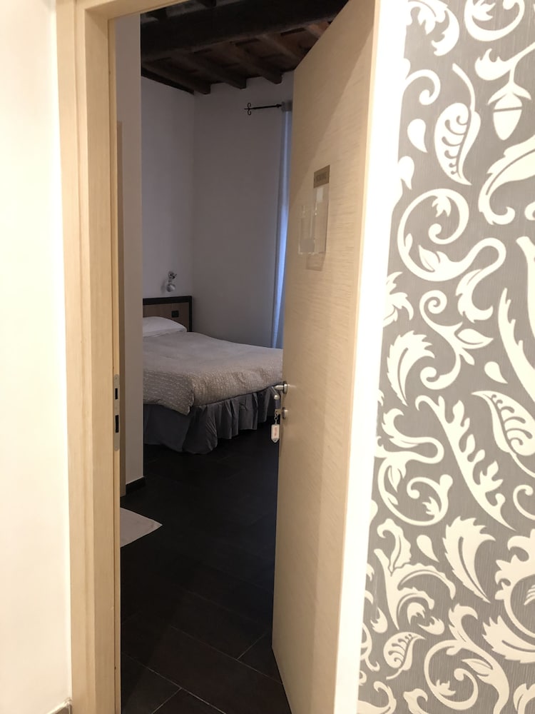 Фото House Monti 1875